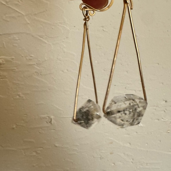 Gorgeous 14k plated earings with crystal - Picture 3 of 3